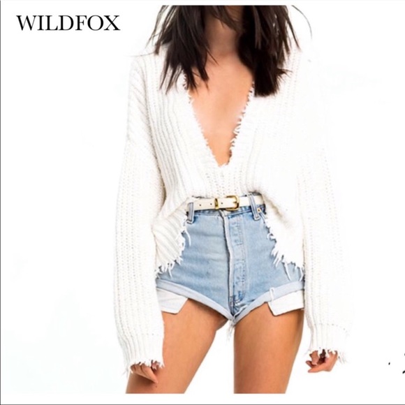 Wildfox Palmetto Distressed Reversible V Neck Sweater - Picture 4 of 9